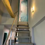 Castella Apartment *