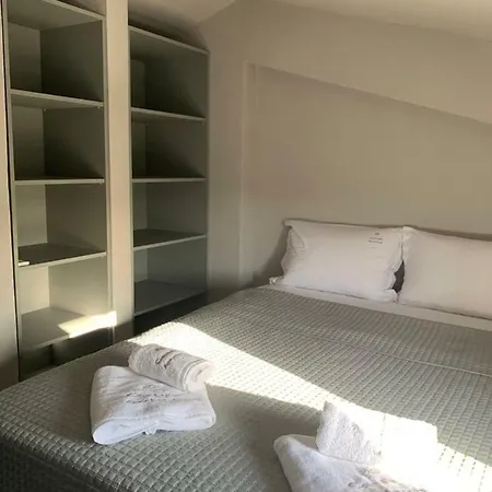 Castella Apartment Vourvourou