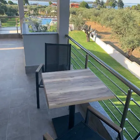 Castella Apartment Vourvourou