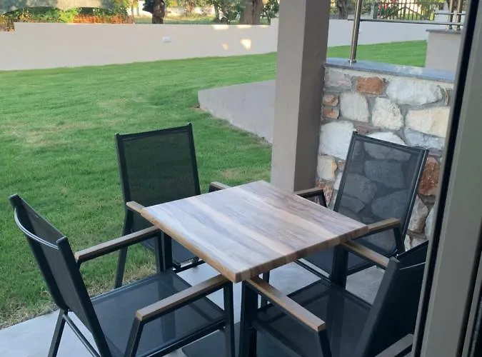 Castella Apartamento Vourvourou